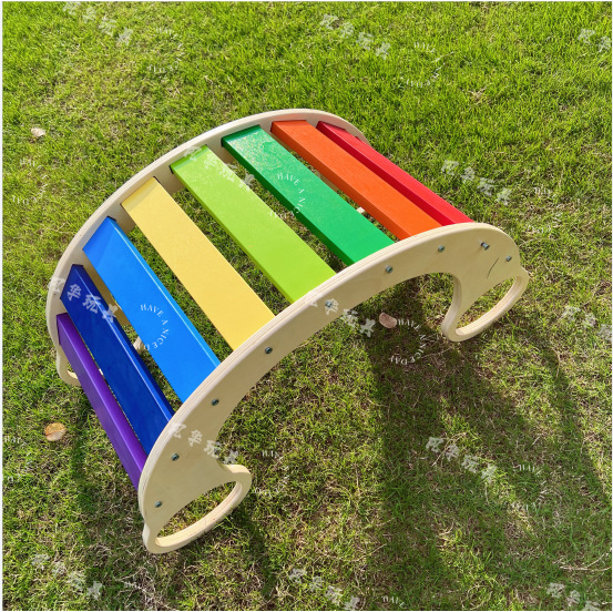 Educación temprana niños educativos de madera multifuncional Arco Iris mecedora equilibrio tablero escalada marco juguete interactivo jardín de infantes