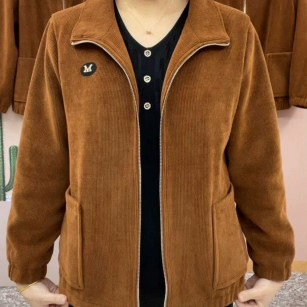 Caramel color [there is lino]