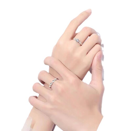 Mobius Shining Galaxy Couple Rings Simple Temperament Rings for Men and Women