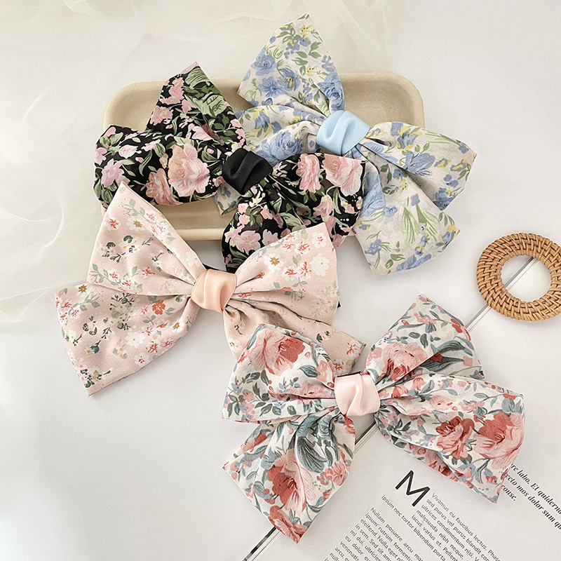 Fashionable creative hairgrip with bow