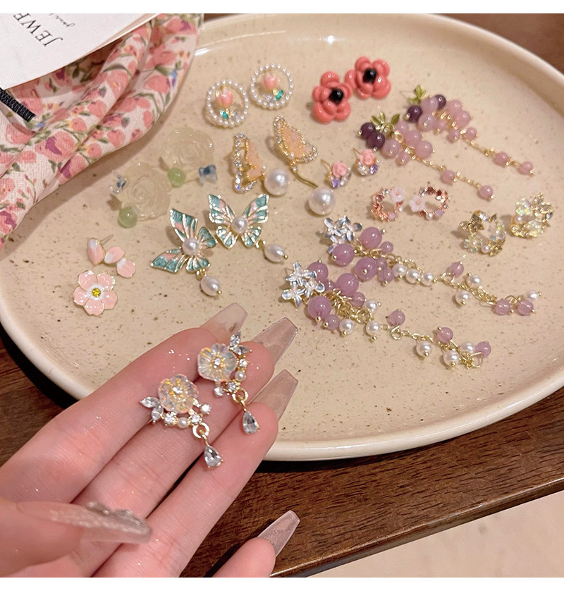 Women's Gender 1 Pair IG Style Sweet Flower Inlay Alloy Rhinestones Pearl Ear Studs