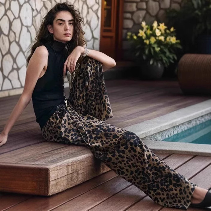 TH~ROW 스노우 레오파드 팬츠 크레이프 드 신 멀버리 실크 플로럴 파리 레오파드 프린트 피쉬테일 스커트 반바지 에어팬츠