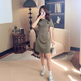 时尚休闲套装;女式T恤;女式牛仔裤