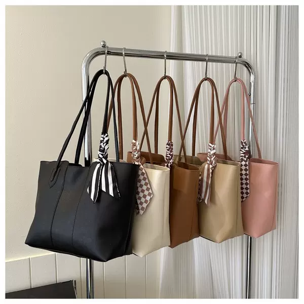 Simple Commuting Large Capacity Bag for Women, Korean Fashion Tote Bag, 2026 Spring/Summer Unique Textured Shoulder Handbag