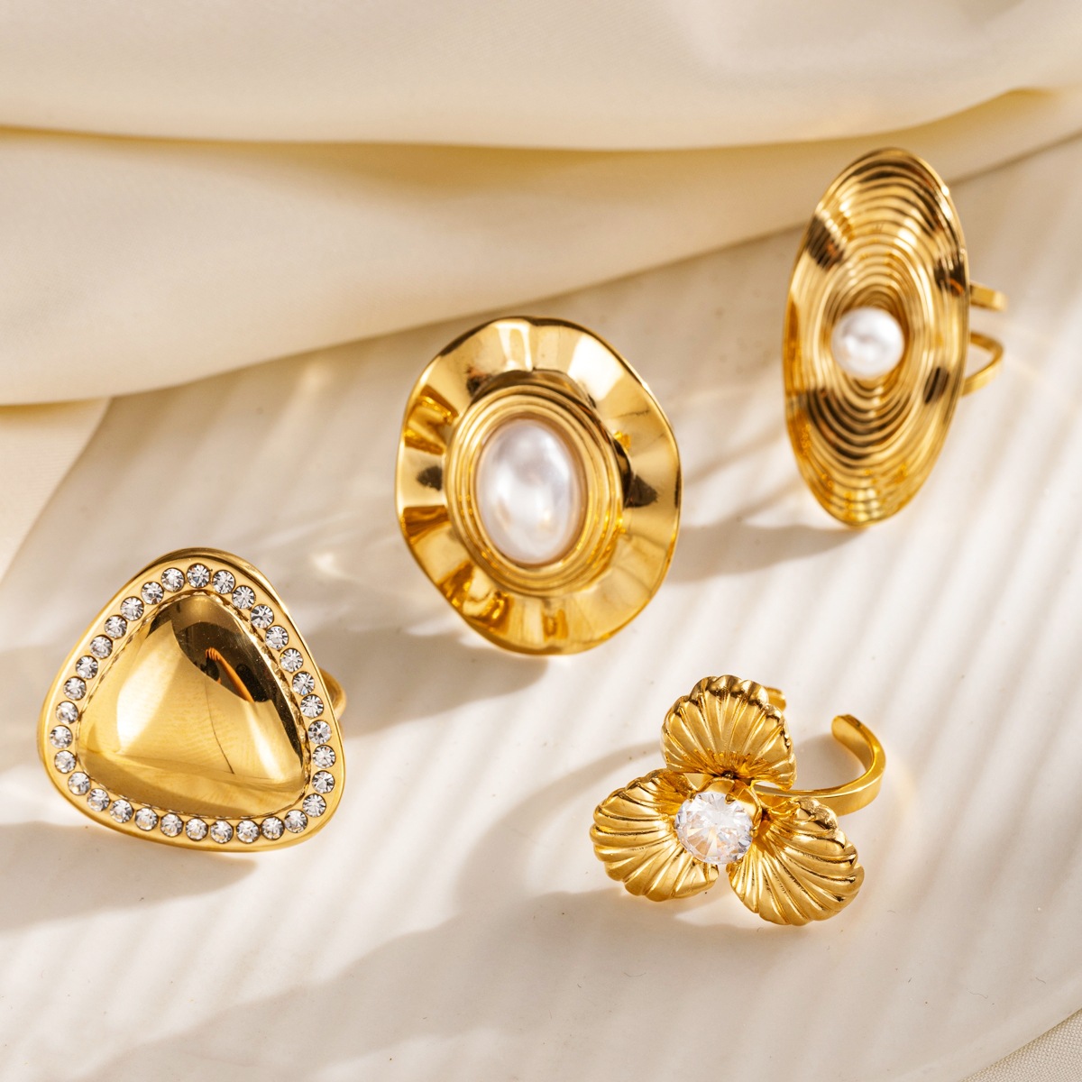 Anillo de flor de perla de moda de acero inoxidable transfronterizo de Tena, diamante, acero de titanio, no se desvanece, diseño de apertura, sentido del anillo femenino
