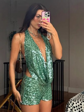 2025年欧美跨境新品小背心镂空亮片V领上衣绿色显瘦辣妹短裤套装