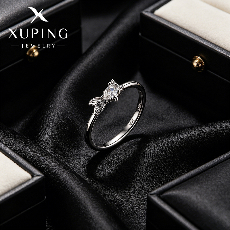 Xuping simple ins viento pequeño anillo de pez aleación de cobre chapado blanco europeo y americano temperamento dulce joyas de mano al por mayor mujeres