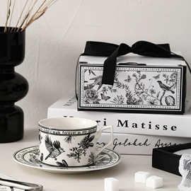 碗碟盘套装;咖啡杯;陶瓷杯