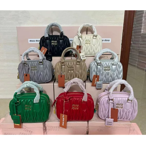 2025Miu Pleated Bowling Bag, Same Style as Zhang Yuanying, Elegant Women's Bag, Crossbody Handbag, Shoulder Bag, Versatile