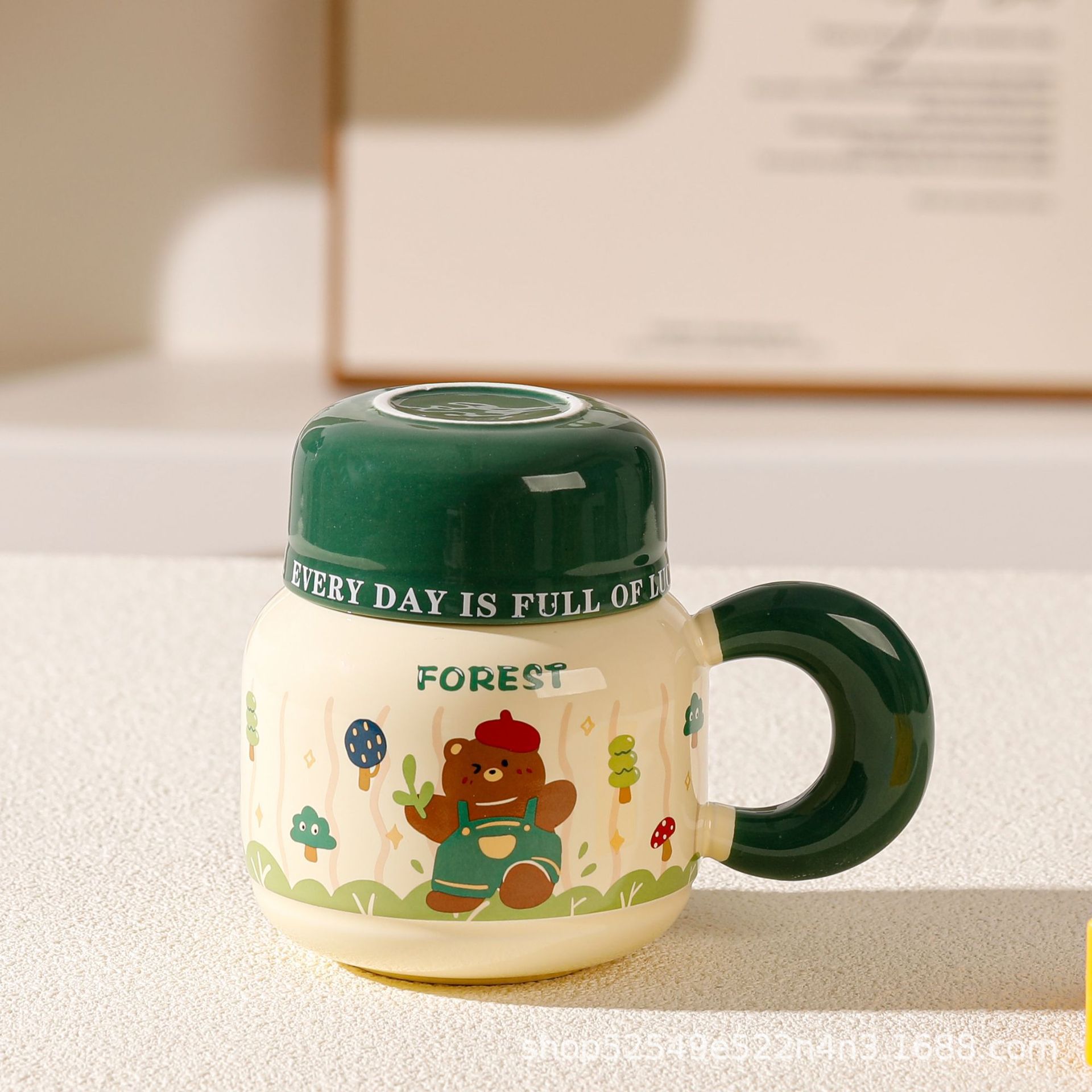 Caricatura encantadora taza de cerámica con cubierta de taza de leche de oficina de gran capacidad de taza de pareja creativa