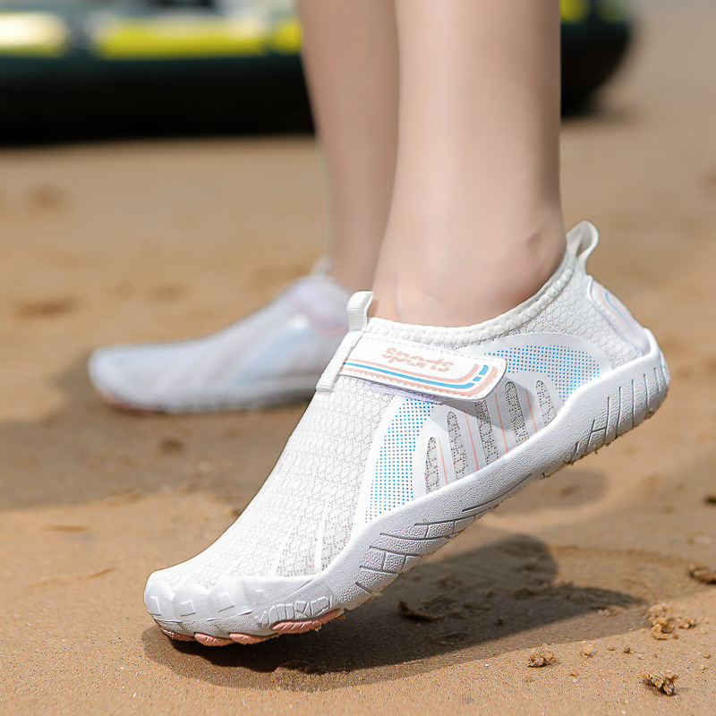 Cross-Border New River Tracing Shoes, Outdoor Sports Wading Shoes, Couples Beach Swimming Shoes, Hiking and Mountaineering Five-Finger Shoes