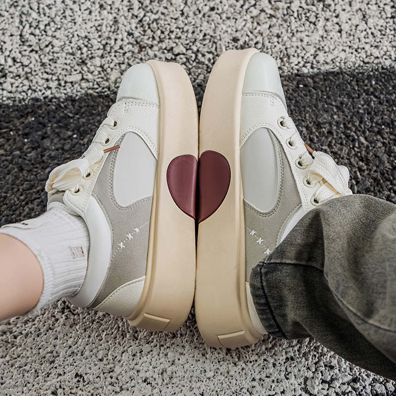 Couple Style Spring and Autumn Niche Design Heart Sneakers for Men and Women Thick-Soled Casual Sports White Shoes Trendy Bread Shoes Couple Style Spring and Autumn Niche Design Heart Sneakers for Men and Women Thick-Soled Casual Sports White Shoes Trendy Bread Shoes