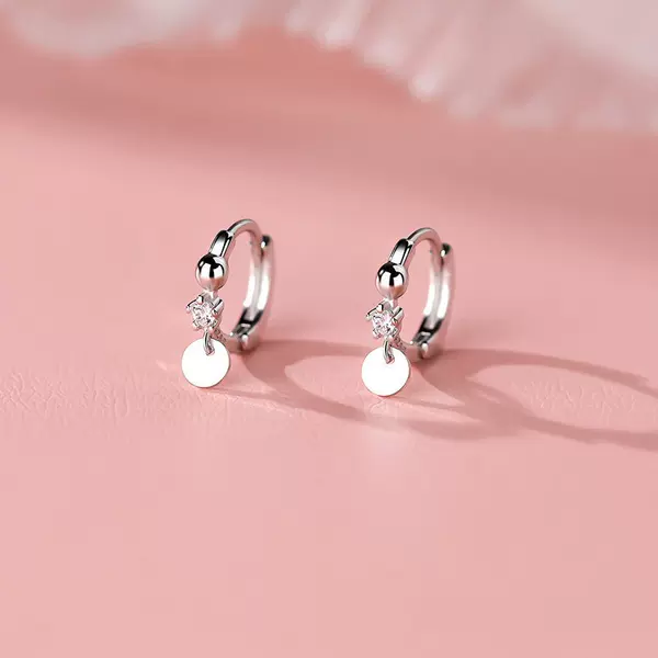 Sparkling Diamond Round Hoop Earrings for Women, Unique Design, High-End Fashion, Stylish and Trendy, Exquisite Ear Accessories