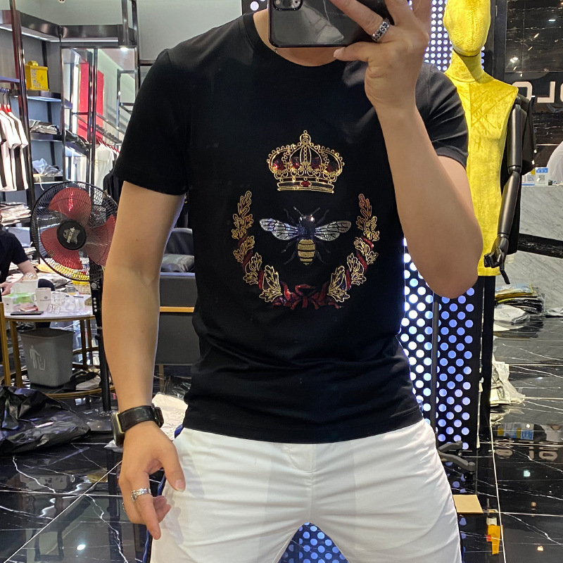 T-shirt à manches courtes pour hommes en soie glacée 2021, nouveau modèle d'été imprimé couronne petite abeille_voghion.com