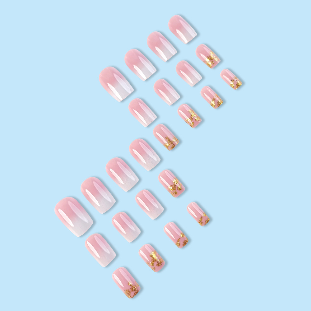 Europa y los Estados Unidos manicuras flash, dulce y cool, chicas calientes que usan uñas de color dorado, parches de uñas falsas, prensa en uñas