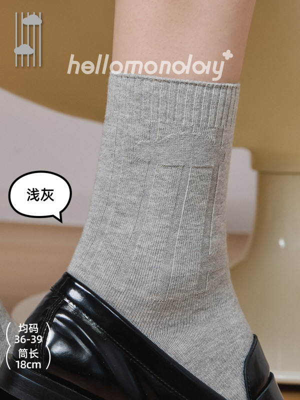 85777 诸暨袜子女款秋冬季纯色复古纯色双针竖条纹中筒袜灰色棉袜|undefined