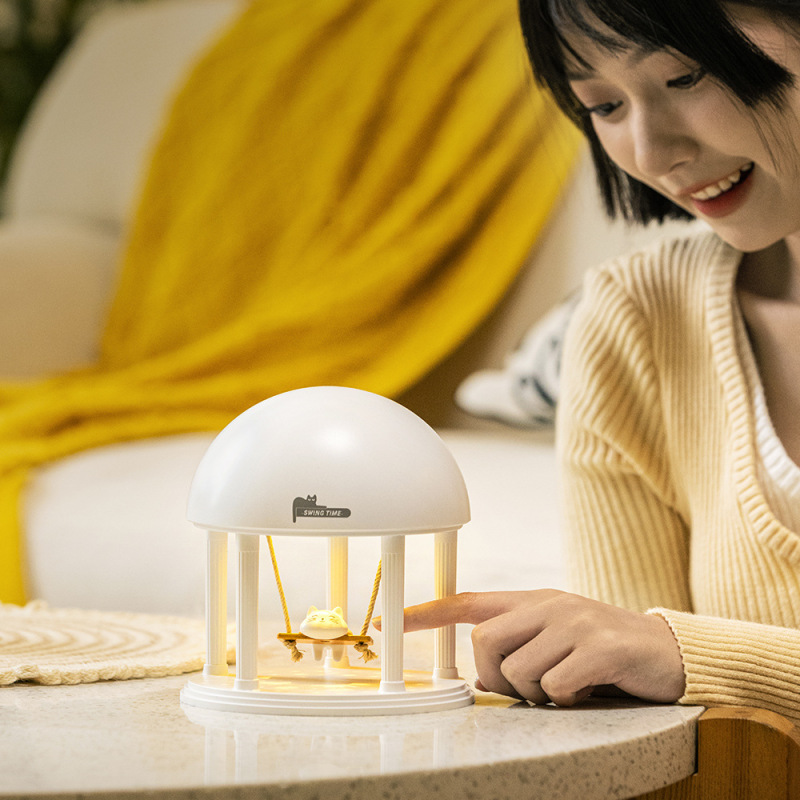C40ファンタジープロジェクター夜ライトロマンチック回転ブルートゥーススピーカー高音質夜ライトクリエイティブ漫画ヘッドボード置物|undefined