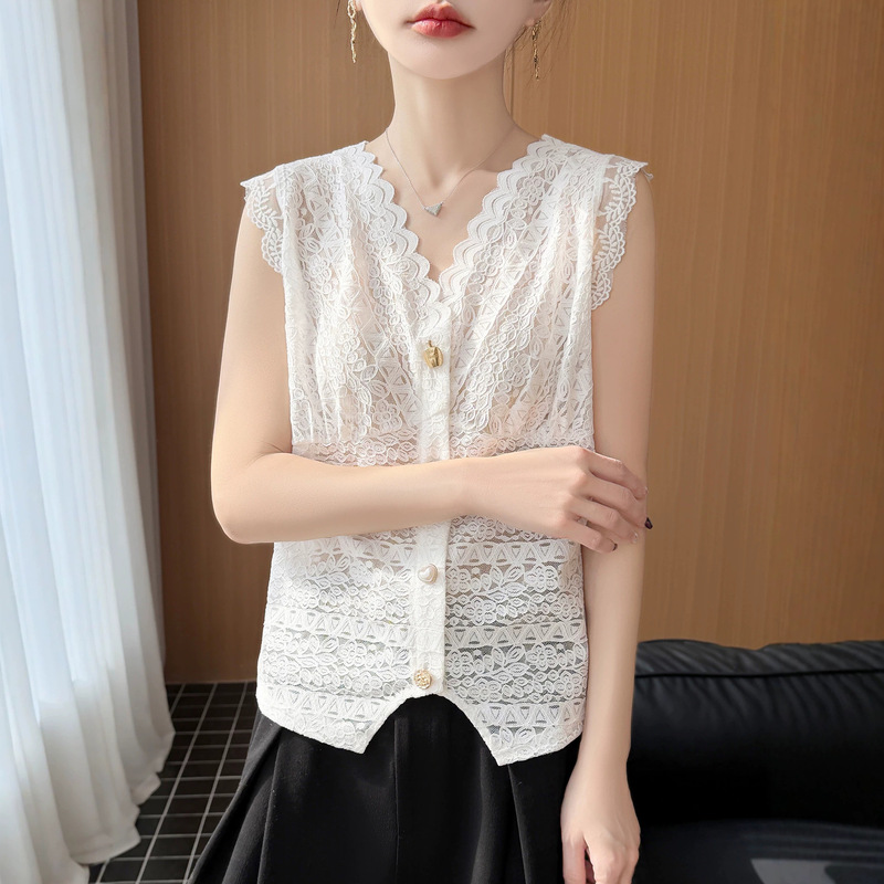 French-Style Lace Sleeveless Top V-Neck Slim Fit Summer Sexy Hollow-Out Vest for Layering or Outerwear French-Style Lace Sleeveless Top V-Neck Slim Fit Summer Sexy Hollow-Out Vest for Layering or Outerwear