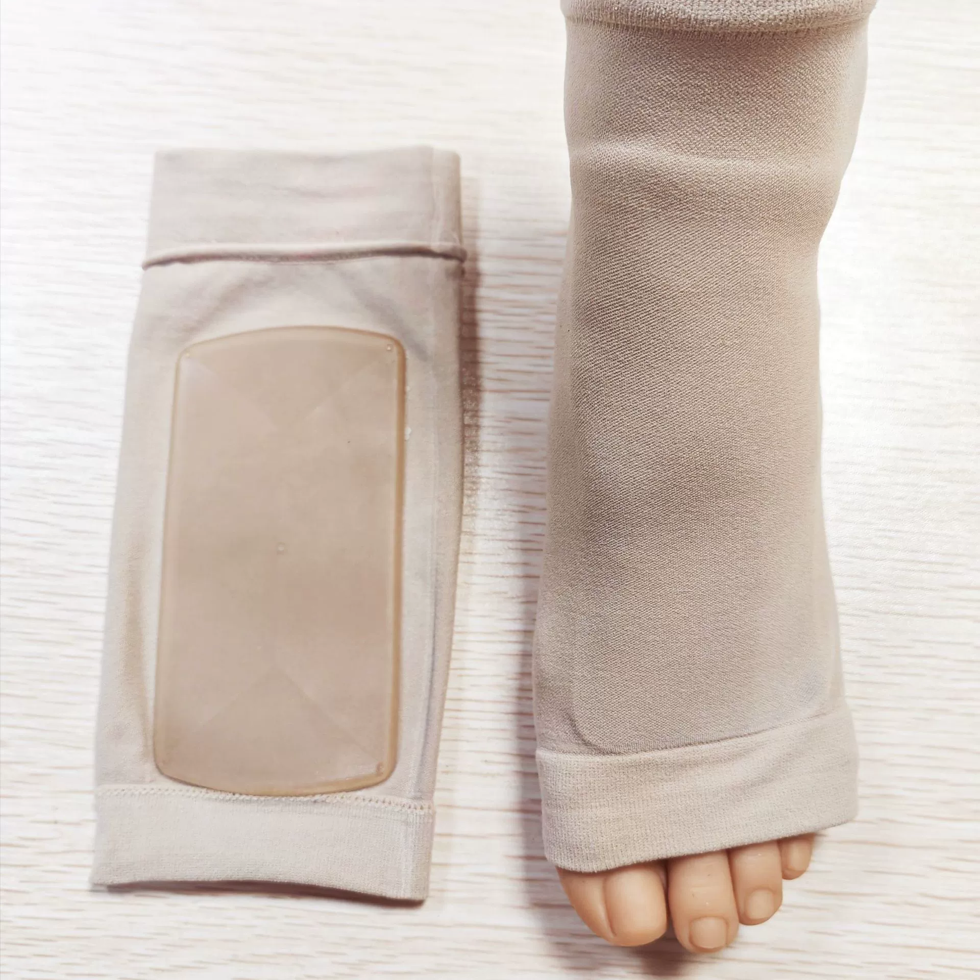 SEBS пятки трещин носки для мужчин и женщин