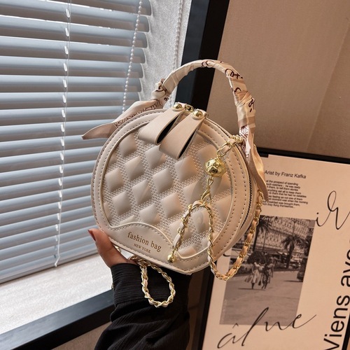 Niche design bag for women 2024 new high-end rhombus embroidery hand-held round bag fashionable shoulder crossbody bag