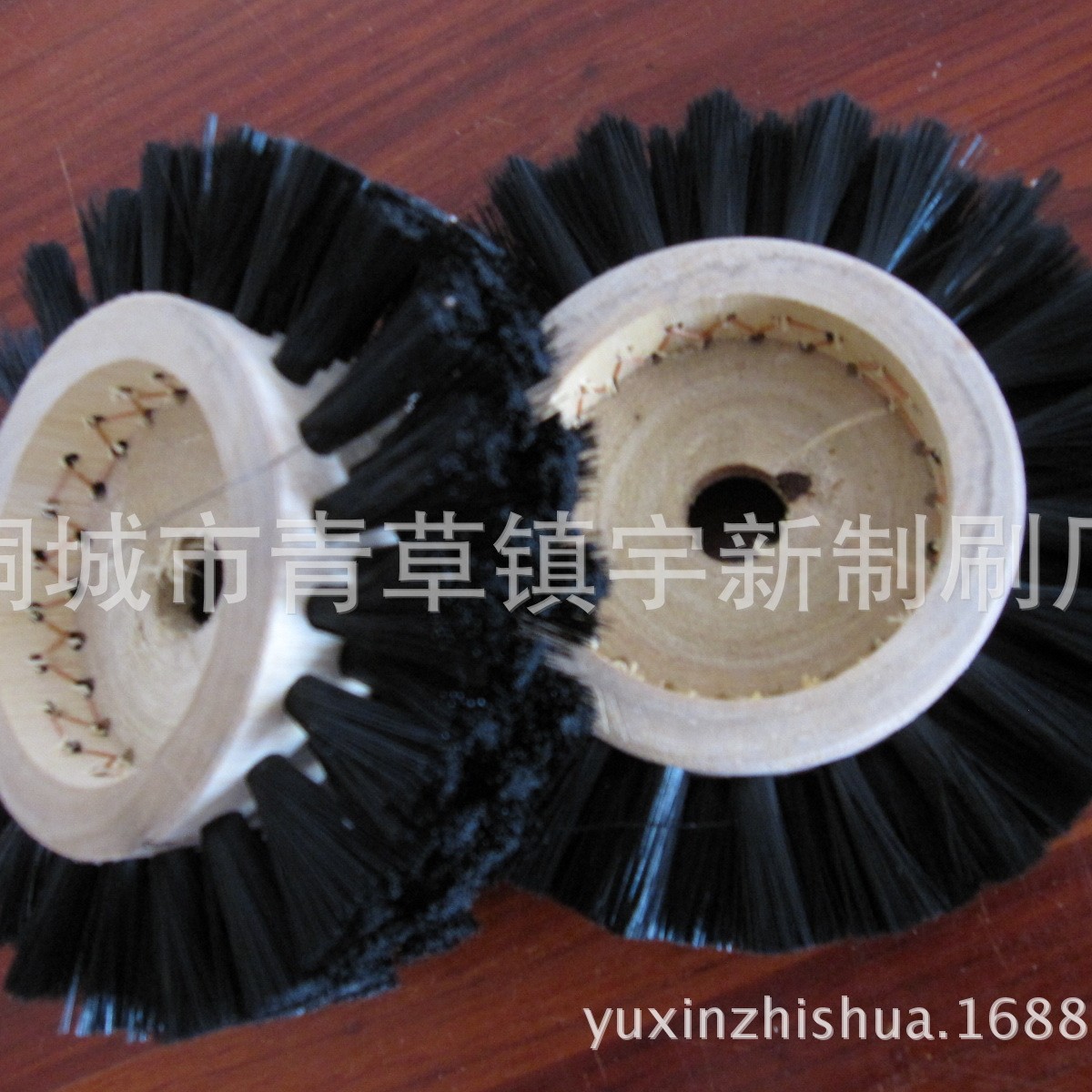 厂家供应优质木制轴心毛刷小辊刷 圆盘刷 价格优惠