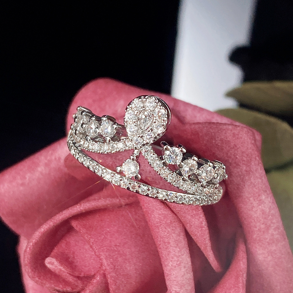 Fashion Crown Copper Inlay Zircon Rings 1 Piece