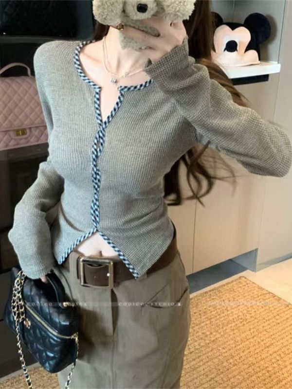 格纹扭结长袖针织衫女秋季2025新款辣妹设计感半开领修身显瘦上衣|undefined