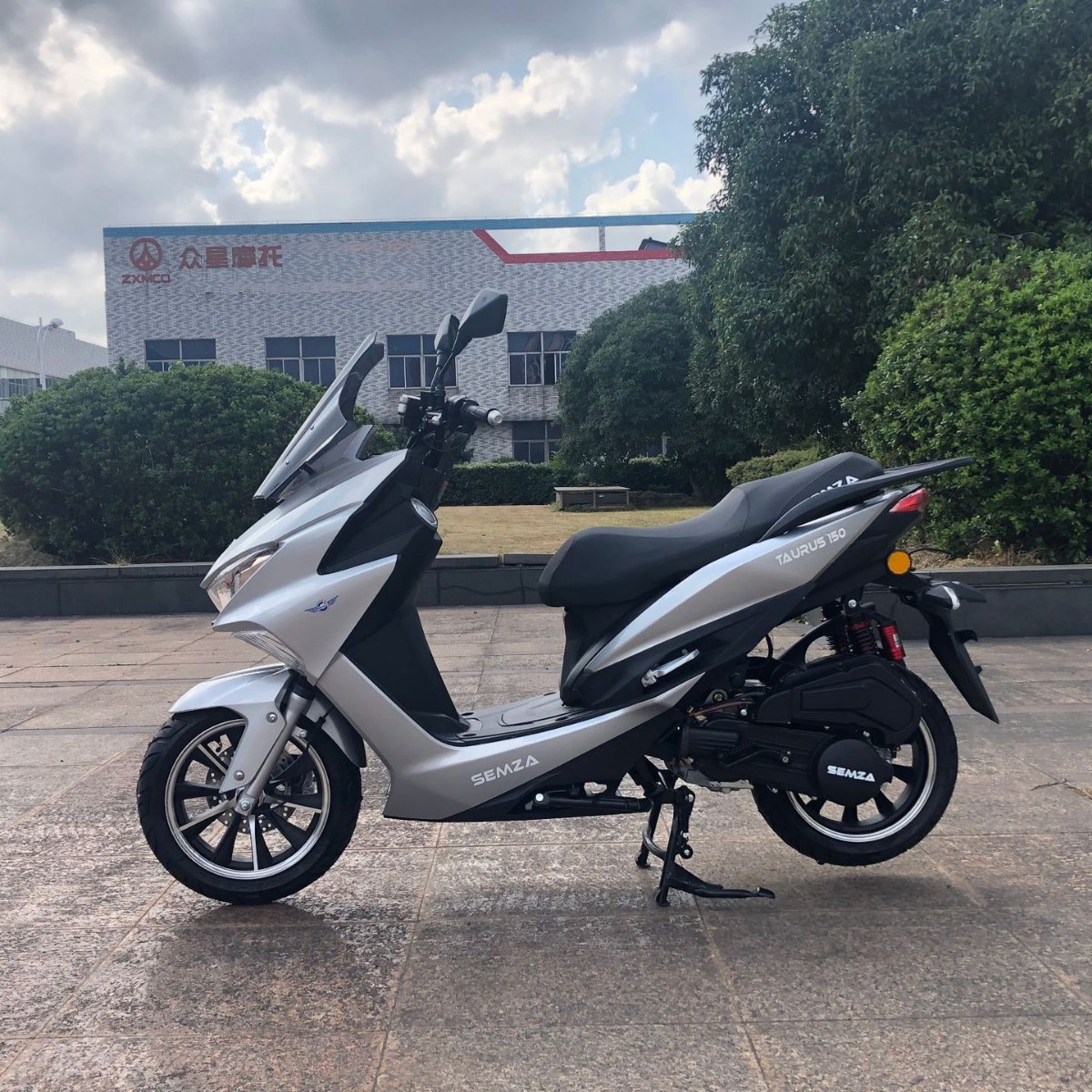 Modelo de exportación 150 pedal tanque de motocicleta 2024 asistido de combustible adulto de dos ruedas locomotora todoterreno