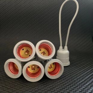 Cross-border Thailand Myanmar glue waterproof lamp cap E27 screw South America Saudi Arabia suspension lamp