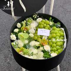 Creative Internet celebrity round strawberry durian packaging box Mother's Day gift companion gift box heart-shaped fruit and flower gift box