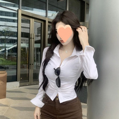 白色辣妹褶皱收腰纯欲上衣新款设计显瘦修身长袖衬衫别致上衣衬衣