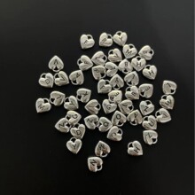 DIY饰品配件合金古银爱心英文字母挂件项链手链配件字母随机发货