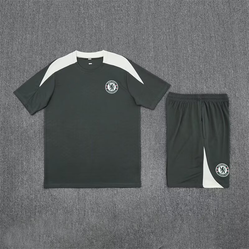 批发25-26利物浦皇马葡萄牙C罗巴萨法国德国热身训练服足球服套装|undefined