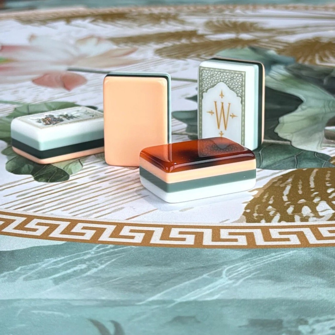 (24-Hour Direct Delivery from Stock) Supply of Foreign Trade Mahjong Tiles, American Style 4-Point Tortoise Shell Mahjong Tiles, American Mahjong Tiles