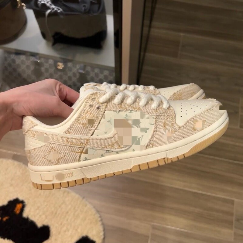 Original Dunk Sb Collaboration Sneakers Aj1 Retro Low-Top Casual Double-Strap Sports Skate Shoes for Men and Women Couples