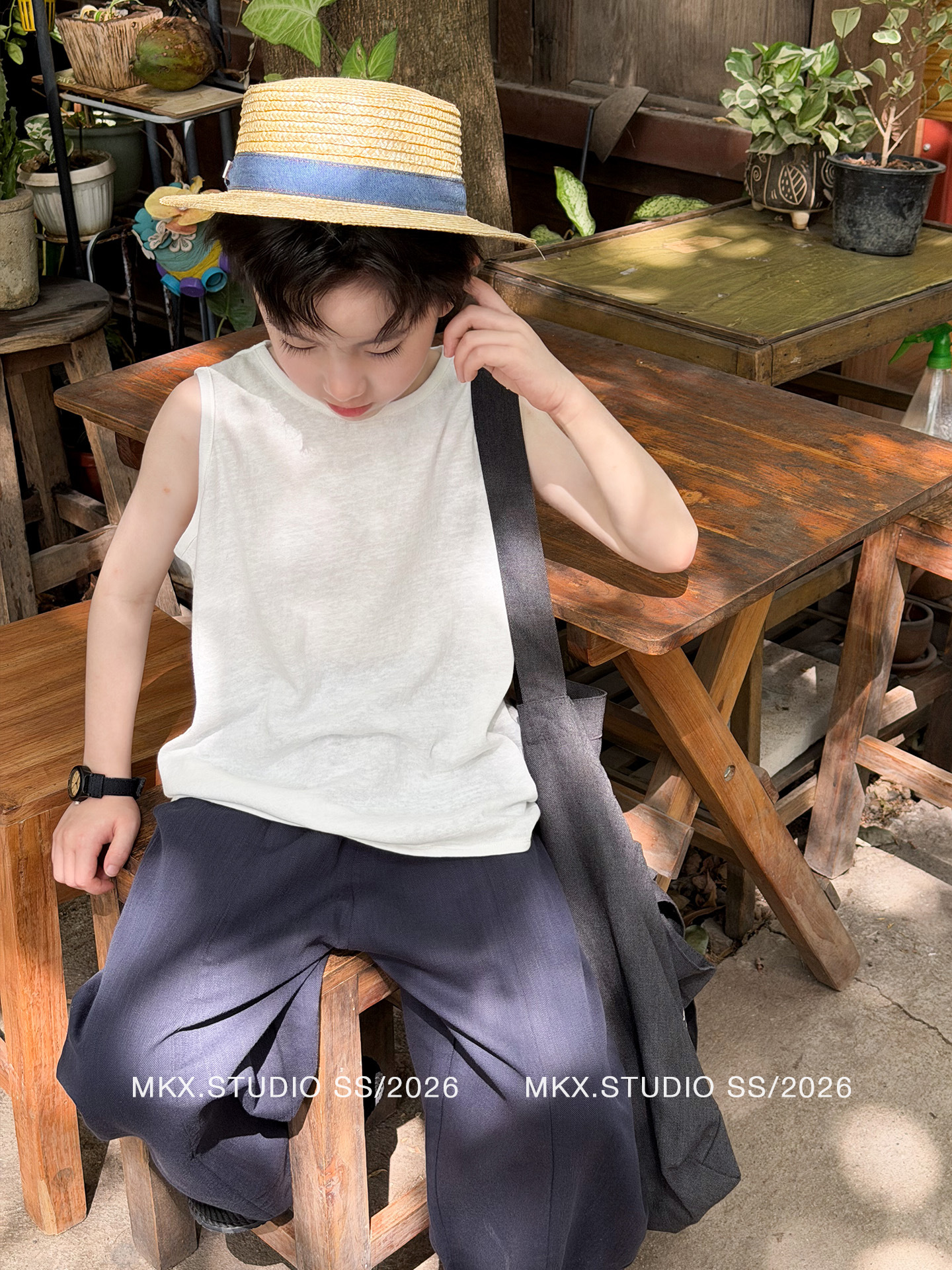 Ropa infantil chaleco para niños camiseta sin mangas para niños verano 2026 nuevo estilo coreano para niños camiseta transpirable ligera y casual