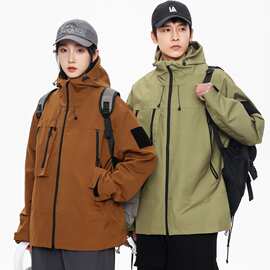 新款户外连帽冲锋衣潮牌工装外套三防登山服夹克男士山系港风上衣