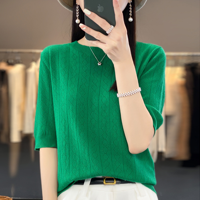 Cross-Border New Autumn Knitted Sweater Short-Sleeved Women's Fashionable Pullover Half-Sleeved Loose Slimming Thin Sweater Wholesale