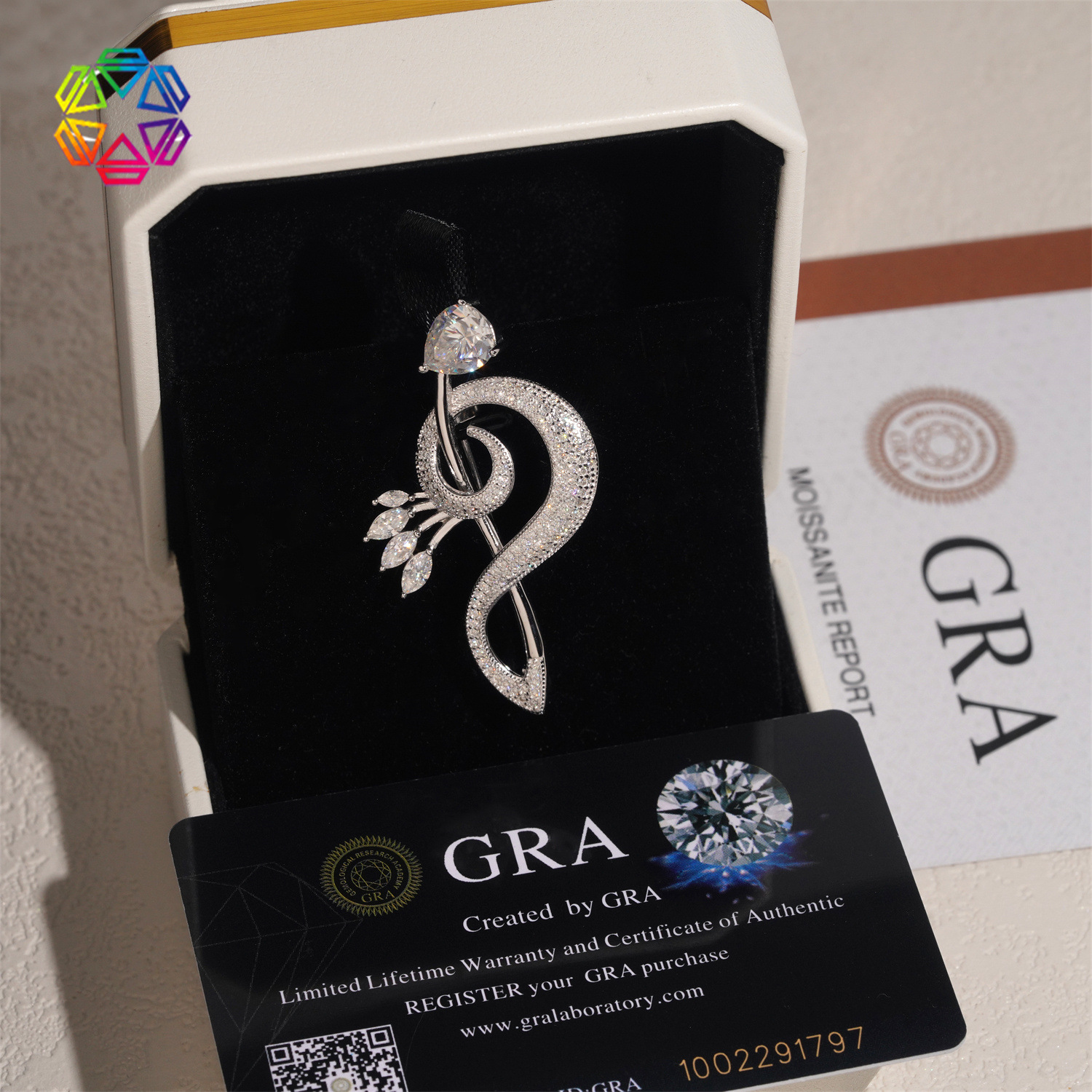 Exquisite and Fashionable Musical Note Brooch S925 Silver Inlaid with Moissanite Men's and Women's Corsage Versatile Suit Dress Pin