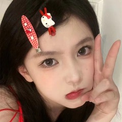 漫画サンリオ子猫カモ口クリップ昭和風甘くて可愛い赤い少女サイド髪飾り屋台バッチ