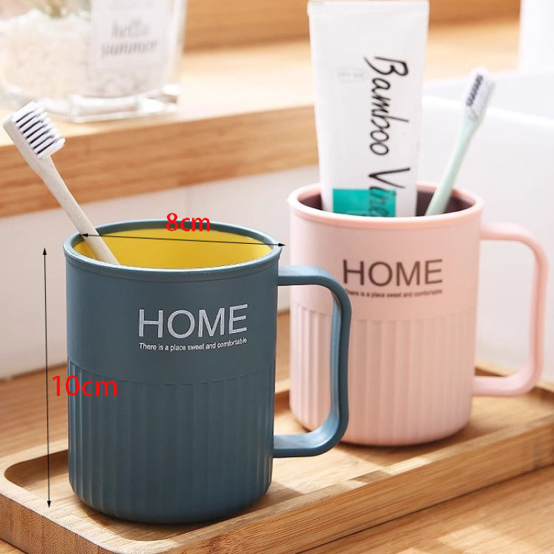 Portaspazzolini con bicchiere per risciacquo stile moderno_voghion.com