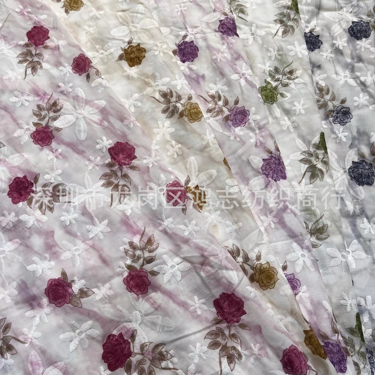 丝绵底六瓣绣花，轻柔透气，颜色多变，古雅古装小家碧玉温婉风格