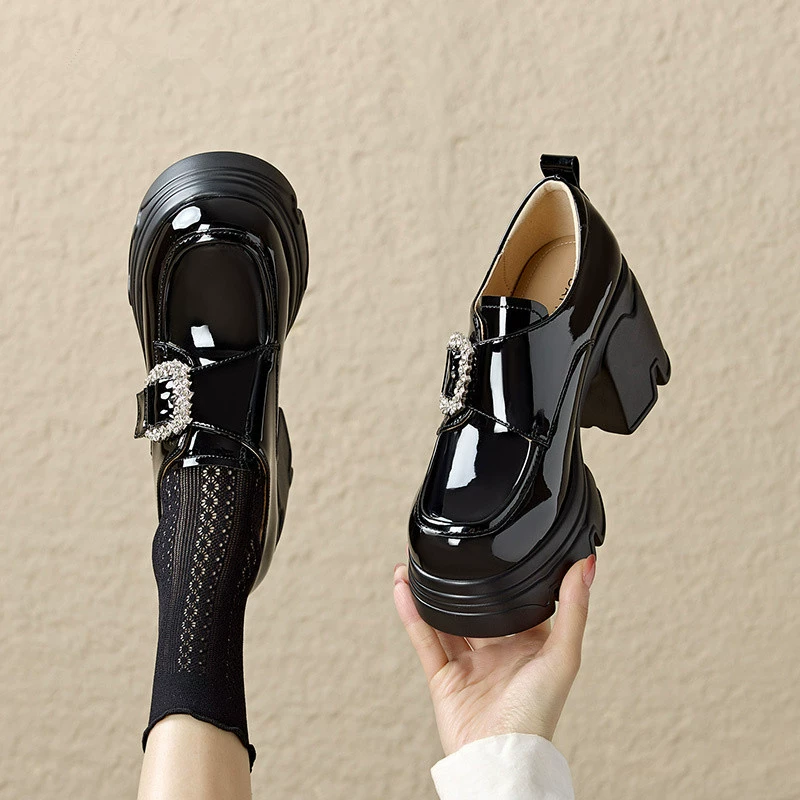 Туфли Le Fu женские летние новые туфли на каблуках весной и осенью в британском стиле лакированные черные кожаные туфли