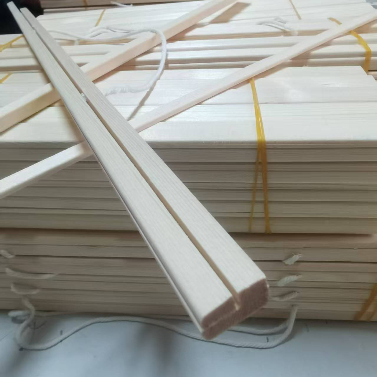 大号压条款首图4