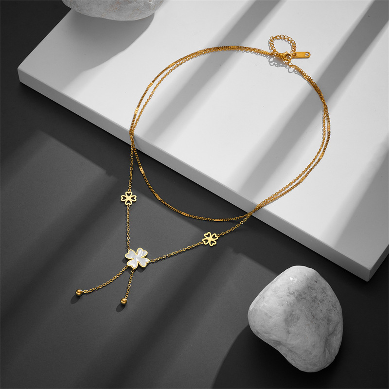 Titanium Steel 18K Gold Plated Simple Style Plating Four Leaf Clover Acrylic Layered Necklaces display picture 7