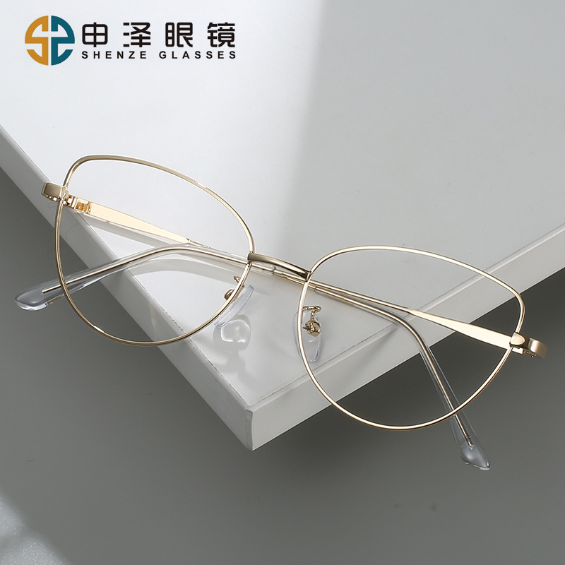 New European and American Cat-Eye Retro Metal Color-Changing Glasses Frame Fashionable Plain Face Round Frame Anti-Blue Light Flat Mirror
