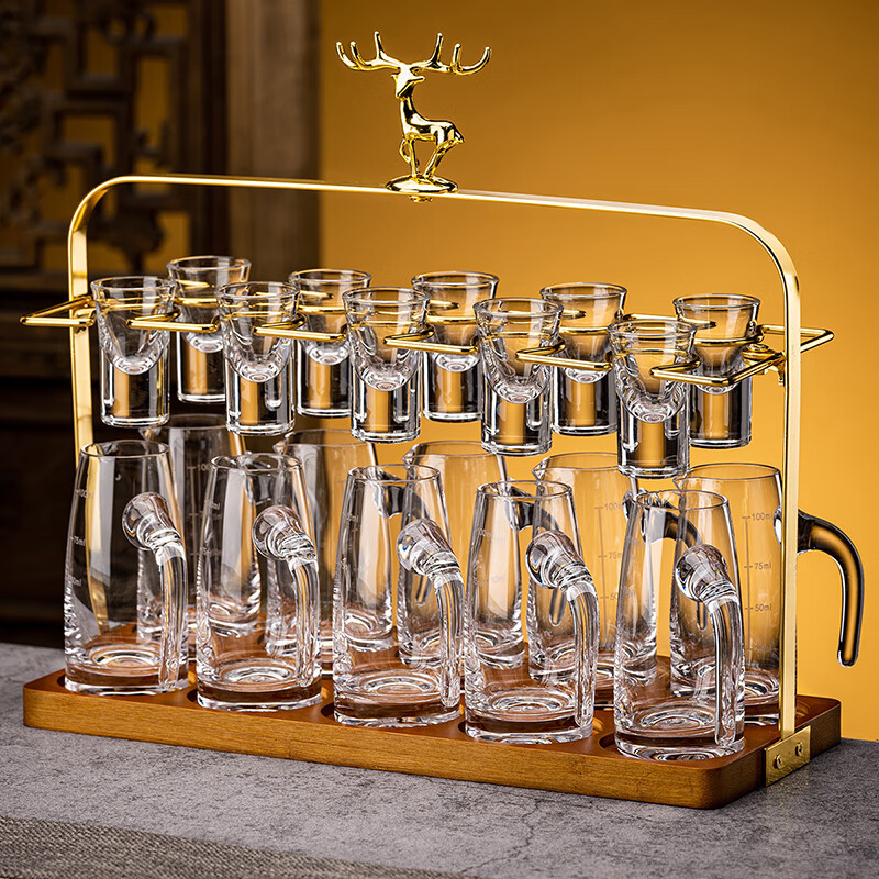 Juego de copas de licor de vidrio con oro, estilo chino, conjunto elegante de vasos pequeños y jarra, venta al por mayor