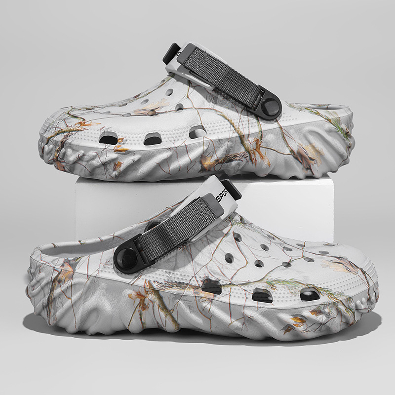 Un zapato, dos zapatos de moda, zapatos de agujero transfronterizos, zapatillas casuales para hombres, zapatillas de playa para hombres al aire libre.