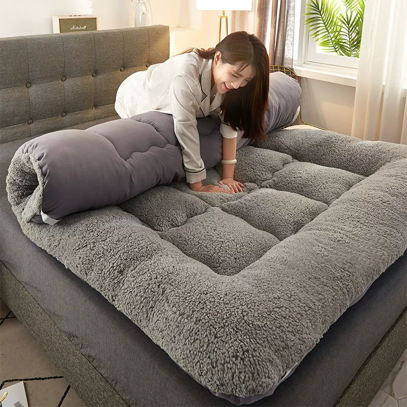 Lamb velvet mattress thickened warmth in winter tatami 1.5m mattress 1.8m dormitory single and double cushioned quilt