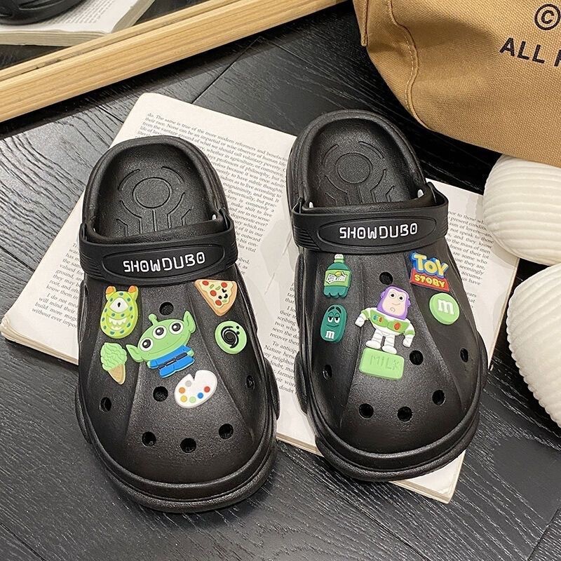 Women's Croc Shoes for Summer Outerwear 2023 New Anti-Slip Beach White Nurse Toe Sandals for Women